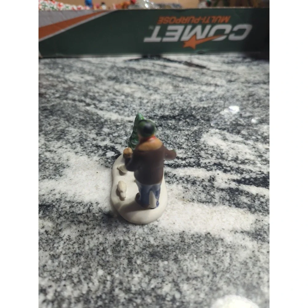 Vintage Lemax 1998 Man Feeding the Pigeons Christmas Village Figurine